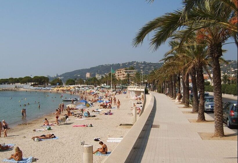 مبيت وإفطار Chambres D Hotes La Bigarade