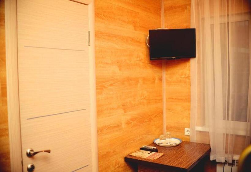 تختخواب و صبحانه Sapar Budget