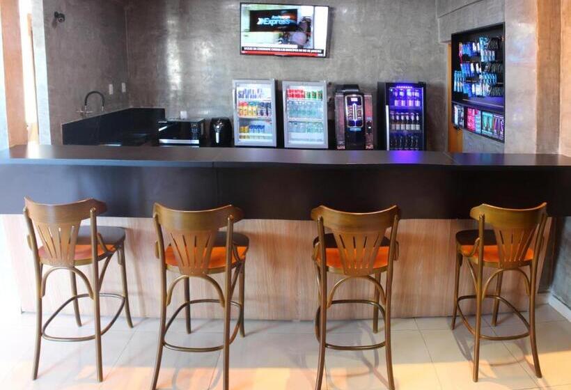 Bernal Hotel Econômico