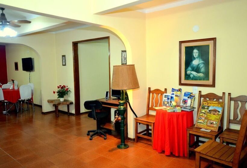 Hosteria Casa Blanca Iguazu