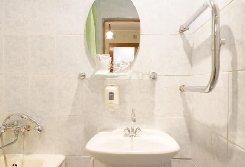 فندق 40 Let Pobedy