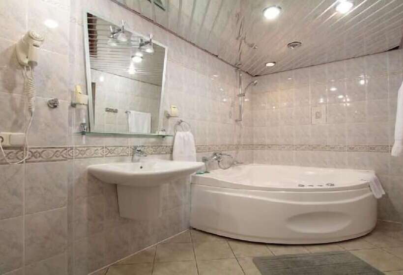 בית מלון כפרי 40 Let Pobedy