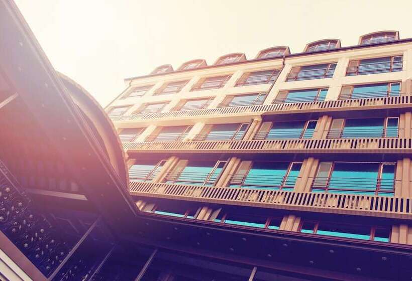 فندق Atlas