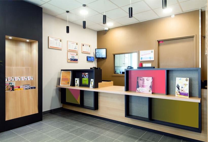 B&b Hotel Paris Est Bobigny Université