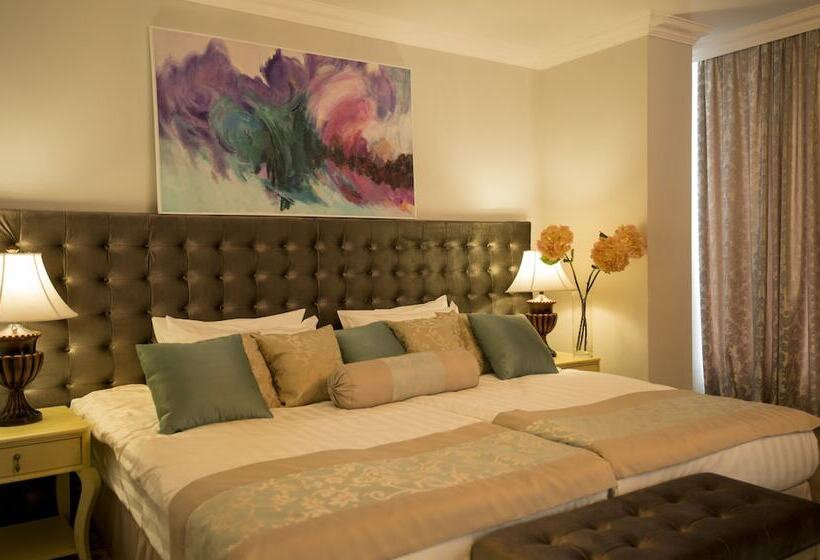 هتل Bristol Central Park