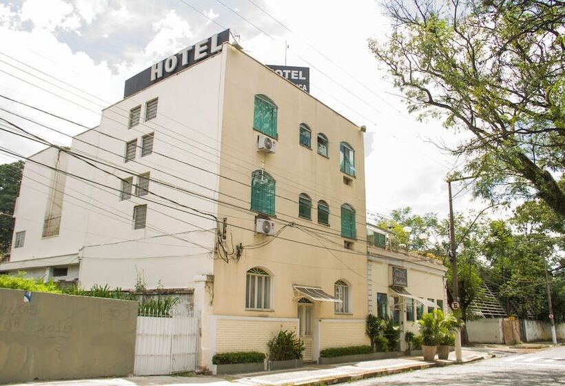 בית מלון כפרי Casablanca