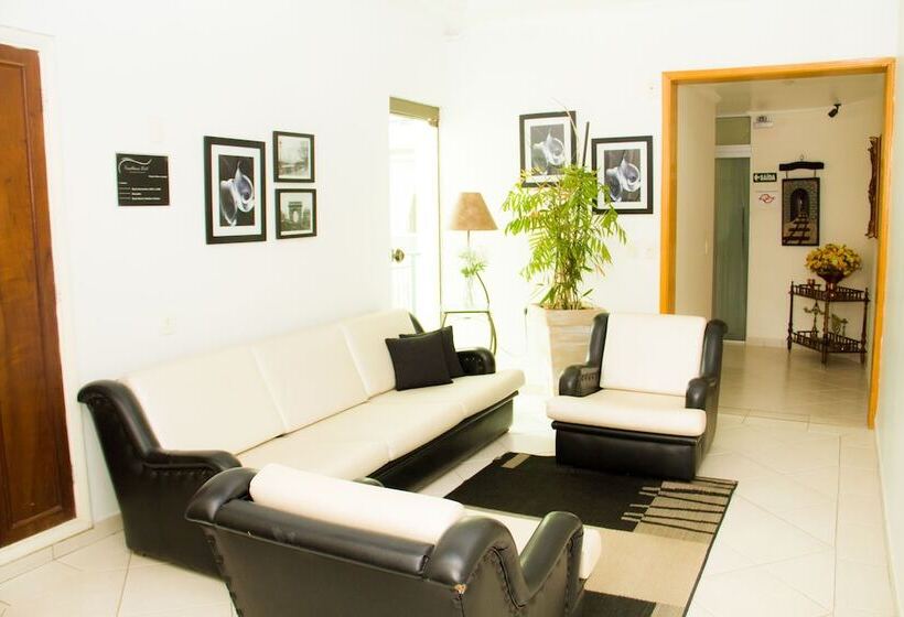 בית מלון כפרי Casablanca