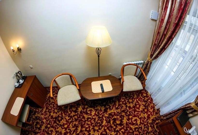 Hotel Complex Versailles