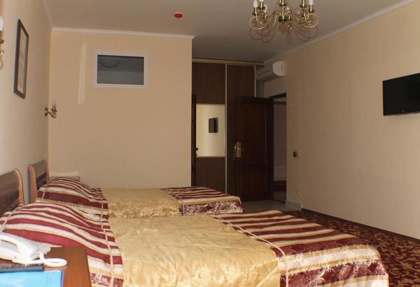 Hotel Complex Versailles