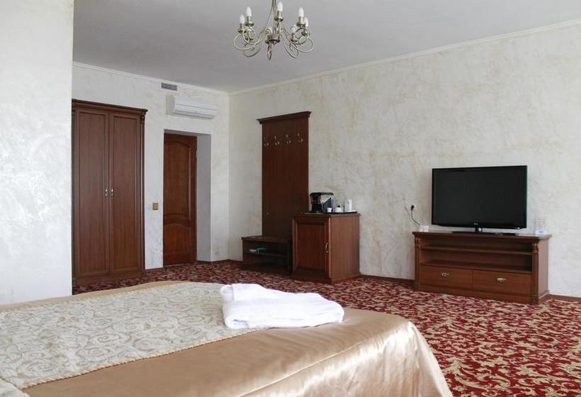 Hotel Complex Versailles