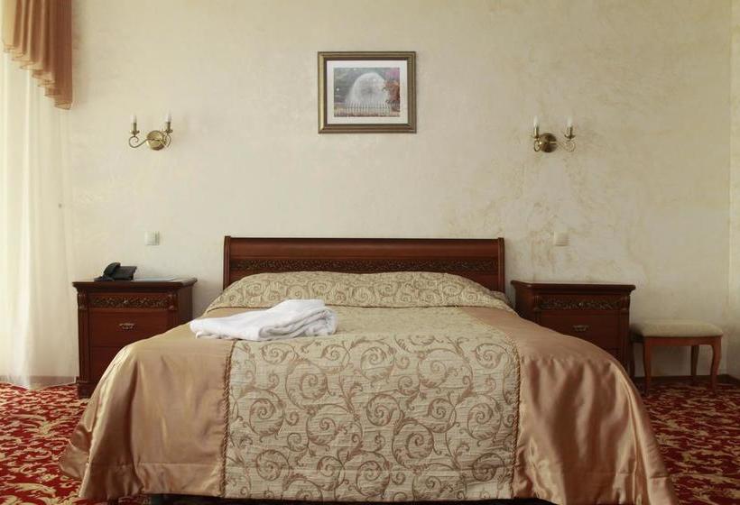 Hotel Complex Versailles