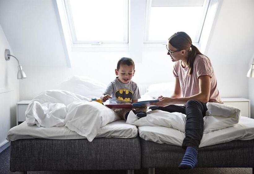 ホテル Danhostel Thyborøn