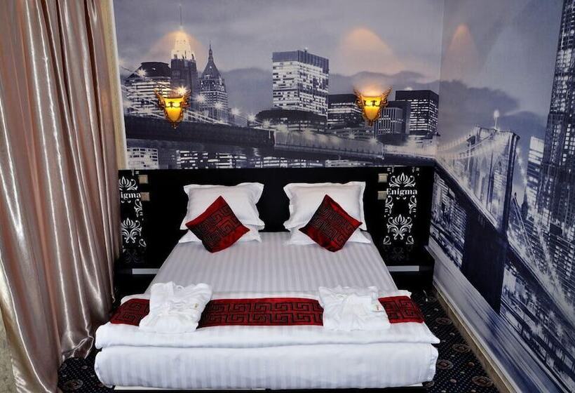 בית מלון כפרי Enigma