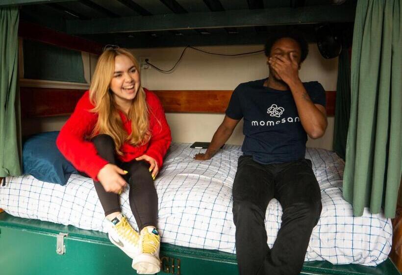 호텔 Green Tortoise Hostel Seattle