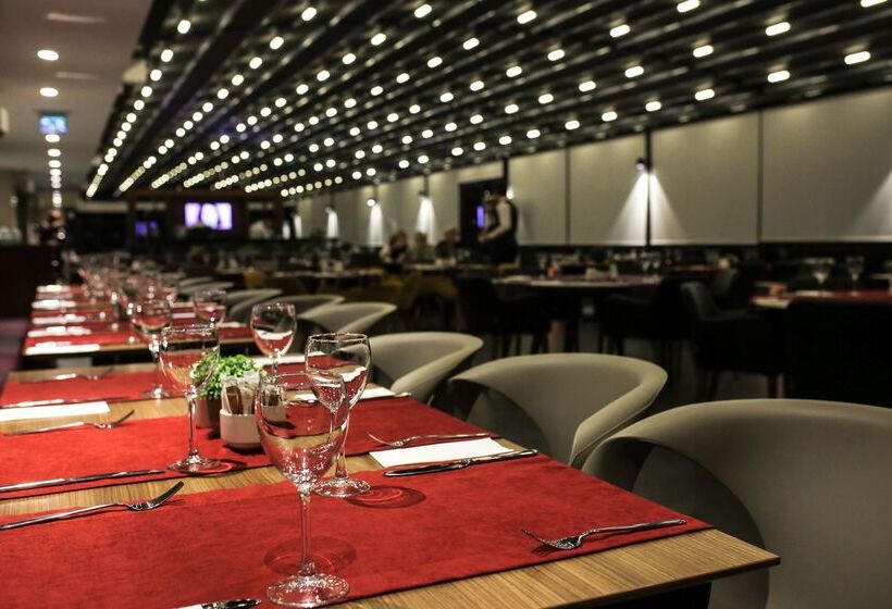 בית מלון כפרי Hilton Garden Inn Eskisehir