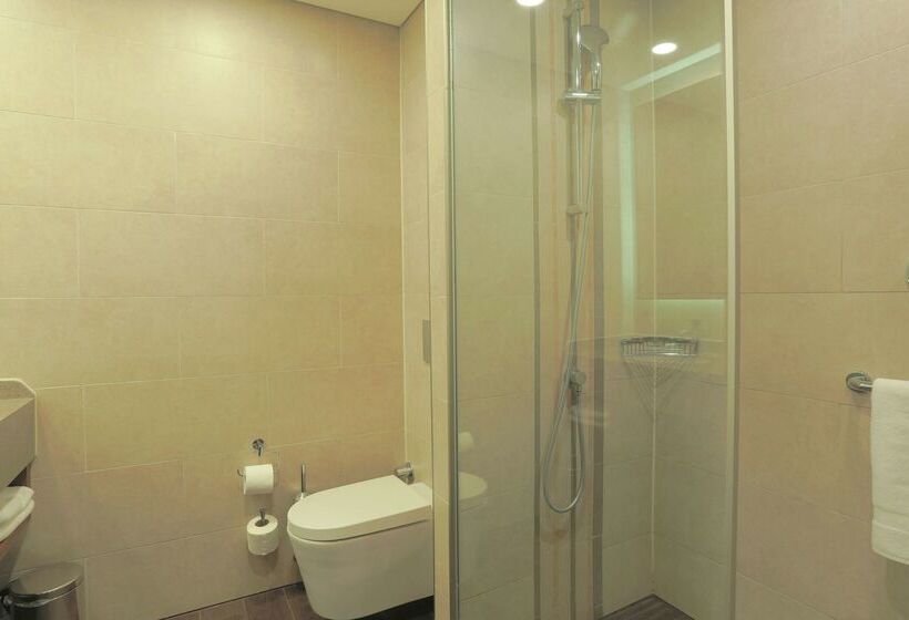 בית מלון כפרי Hilton Garden Inn Eskisehir