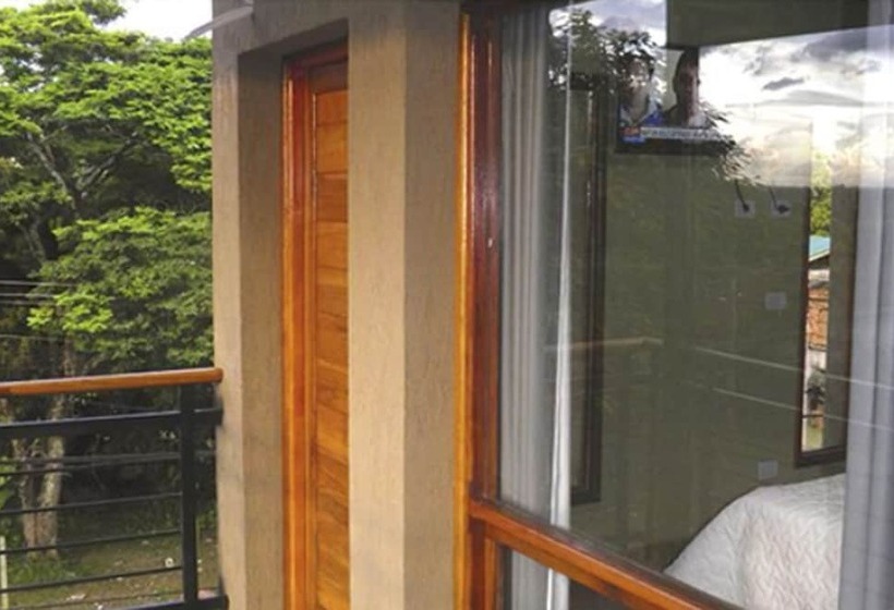 Iguazú Urban Hotel Express