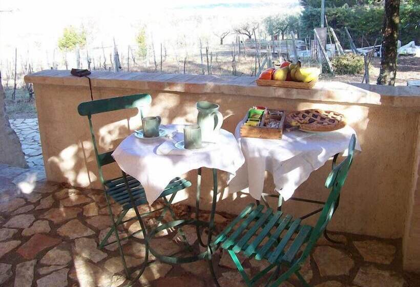 هتل Il Vigneto Spoleto