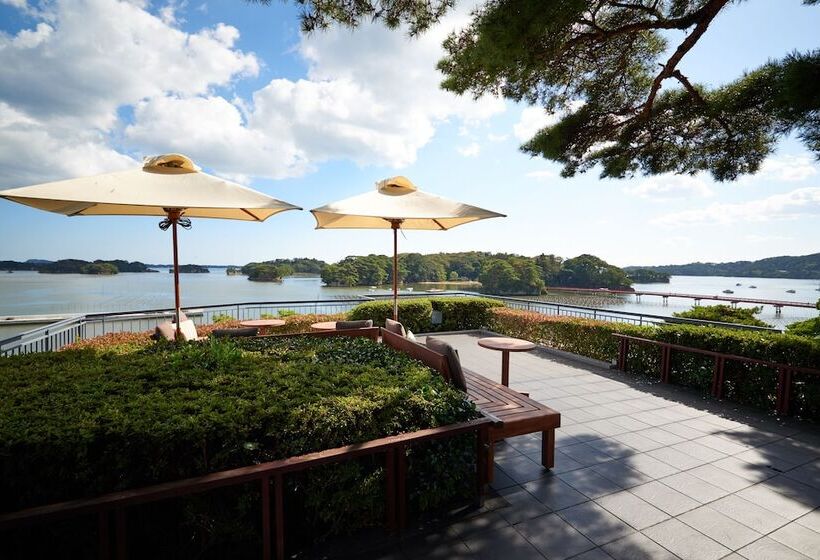 فندق Komatsukan Kofutei