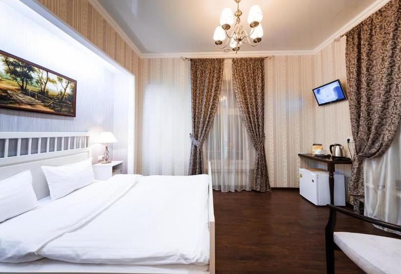 هتل Kupecheskiy Dom