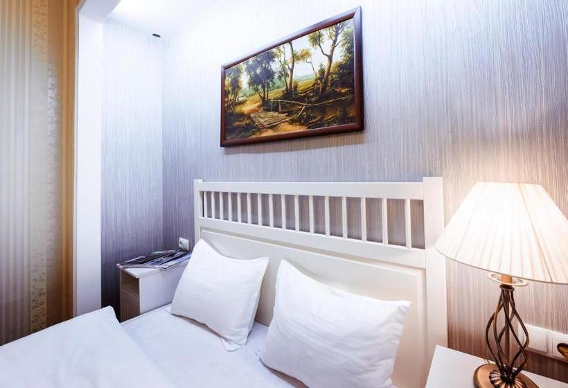 هتل Kupecheskiy Dom