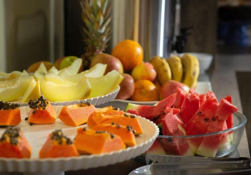 Отель Marechal Plaza