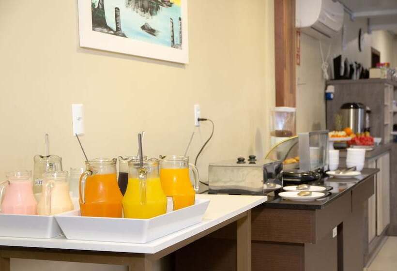 Отель Marechal Plaza