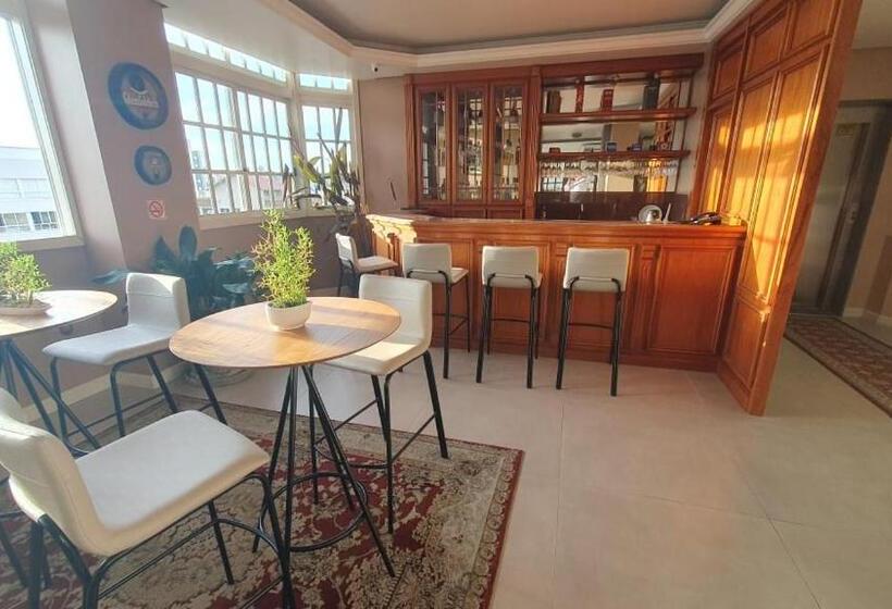 ホテル Mont Blanc