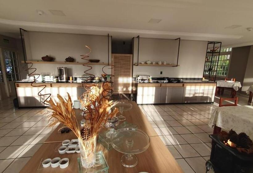 ホテル Mont Blanc