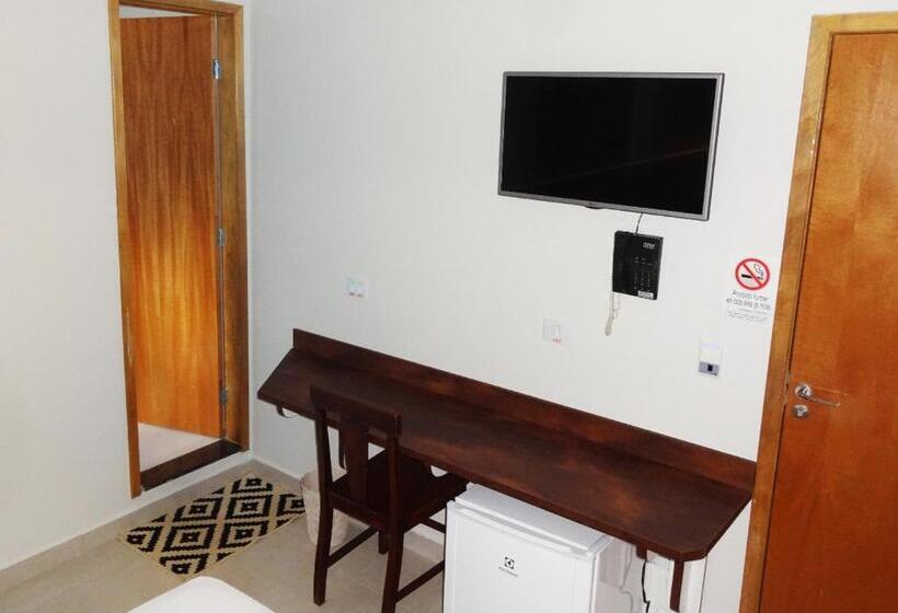 בית מלון כפרי Monte Carlo Uberlândia