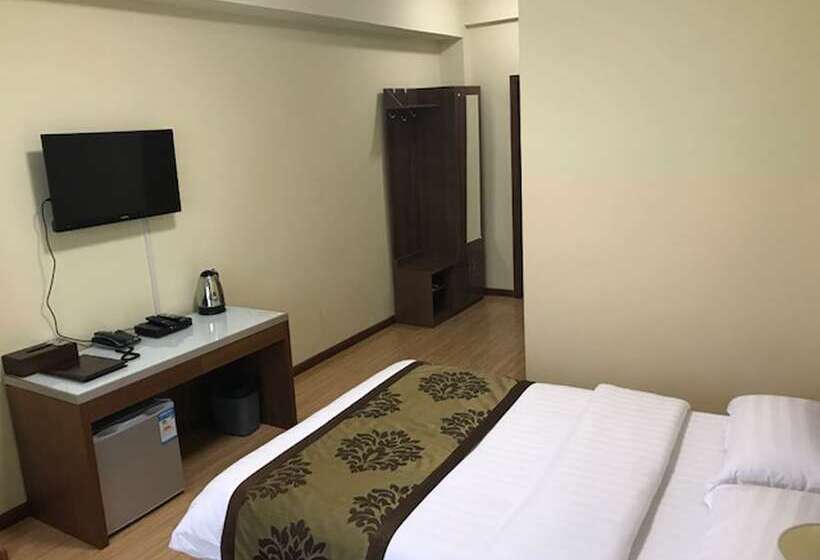 هتل Munkh Khustai