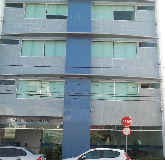 בית מלון כפרי Opara Palace