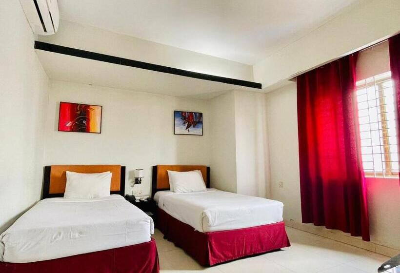 هتل Orchid Business