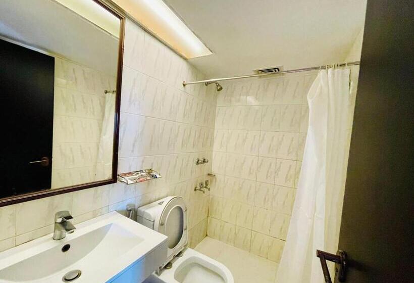 هتل Orchid Business