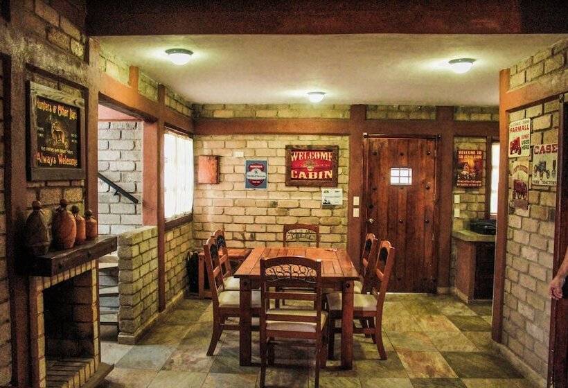 בית מלון כפרי Otinapa Sierra Camps