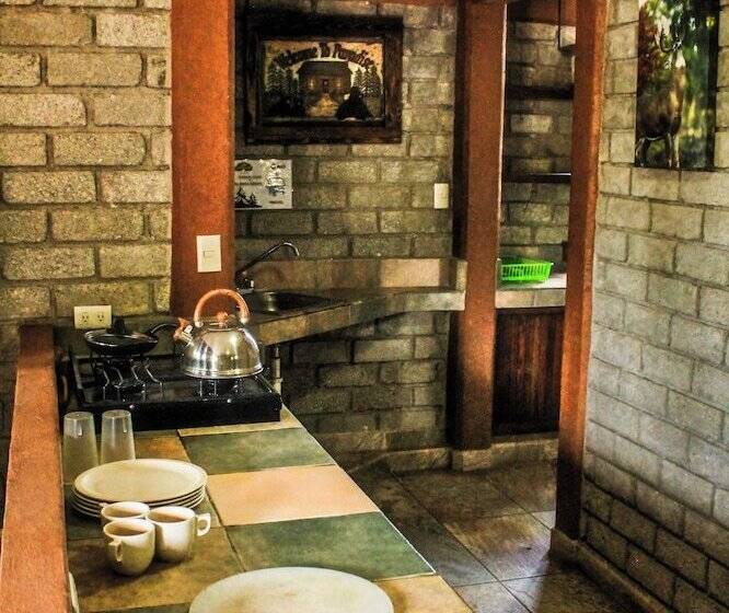 בית מלון כפרי Otinapa Sierra Camps