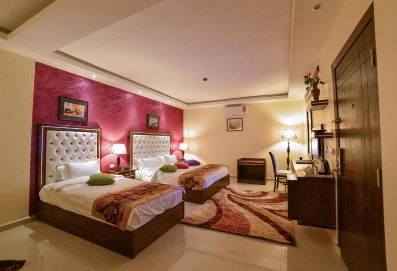 هتل P Quattro Relax