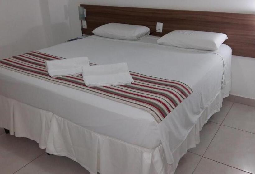 בית מלון כפרי Parati Palace