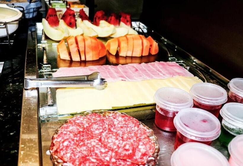 בית מלון כפרי Paris