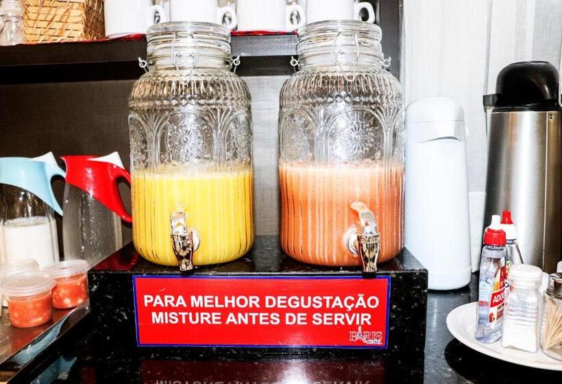 בית מלון כפרי Paris