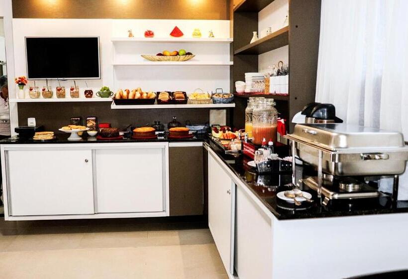 בית מלון כפרי Paris