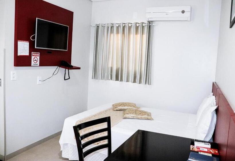 בית מלון כפרי Paris