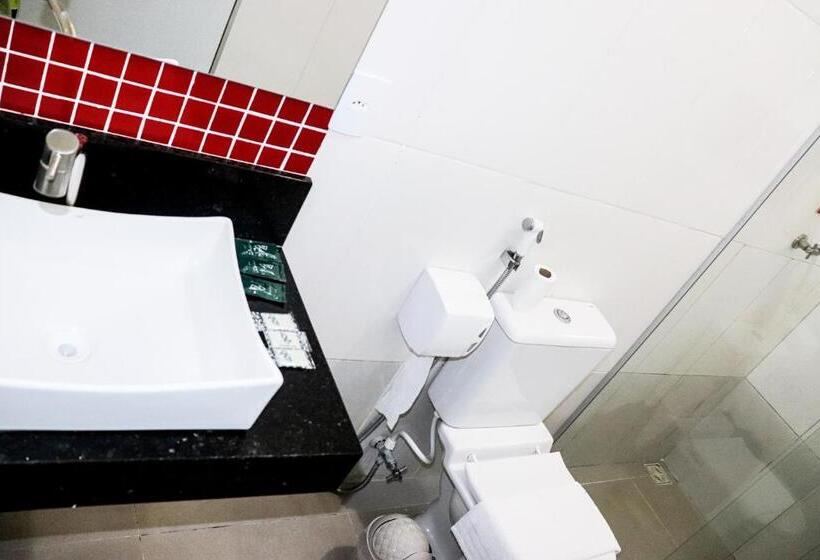 בית מלון כפרי Paris