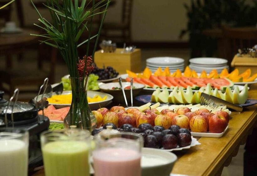 ホテル Pontal De Ubu