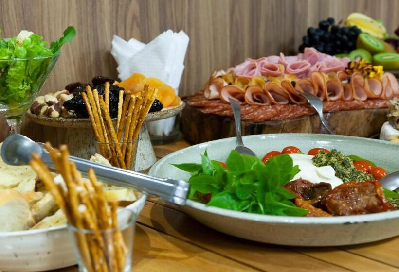 ホテル Pontal De Ubu