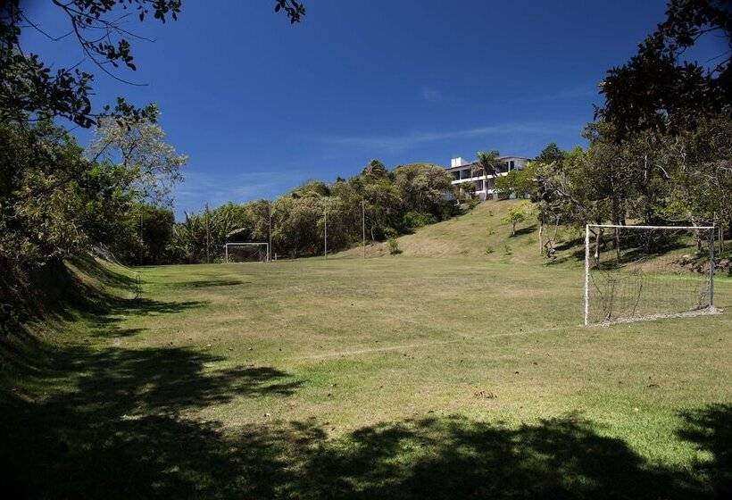 ホテル Pontal De Ubu