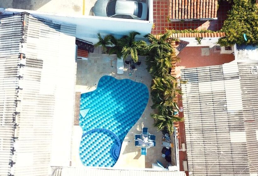 فندق Puerto De Manga