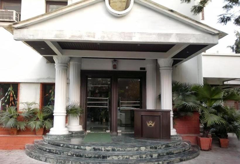 Hotel Rnb Select Blooms And Resort