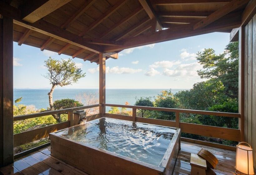 호텔 絶景海風癒し庵 新八屋