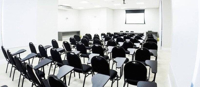 Отель Seville Park